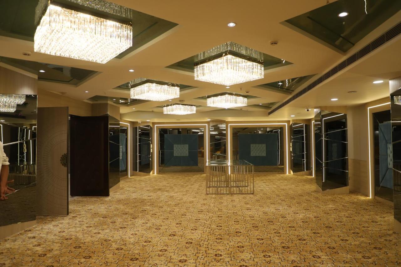 The Royal Class Hotel قاليور المظهر الخارجي الصورة