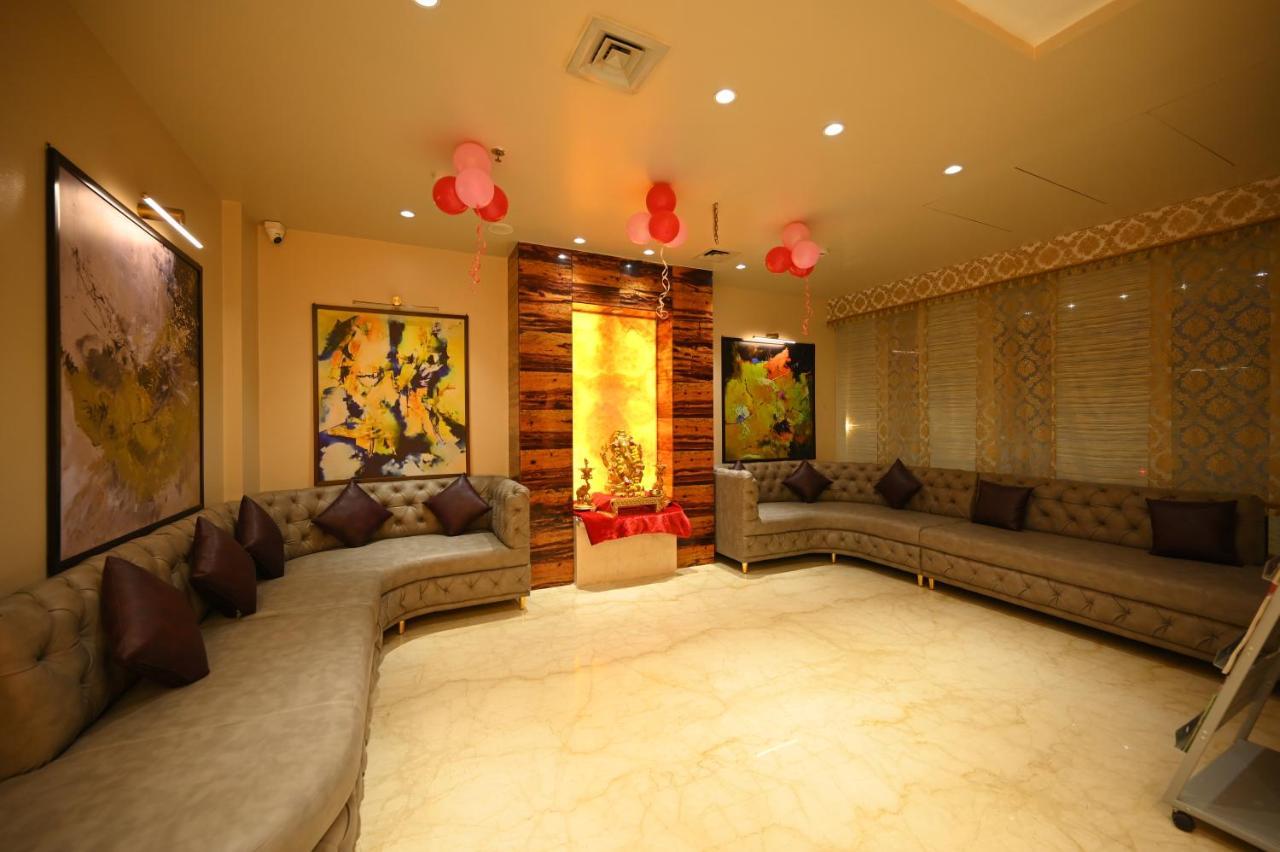 The Royal Class Hotel قاليور المظهر الخارجي الصورة