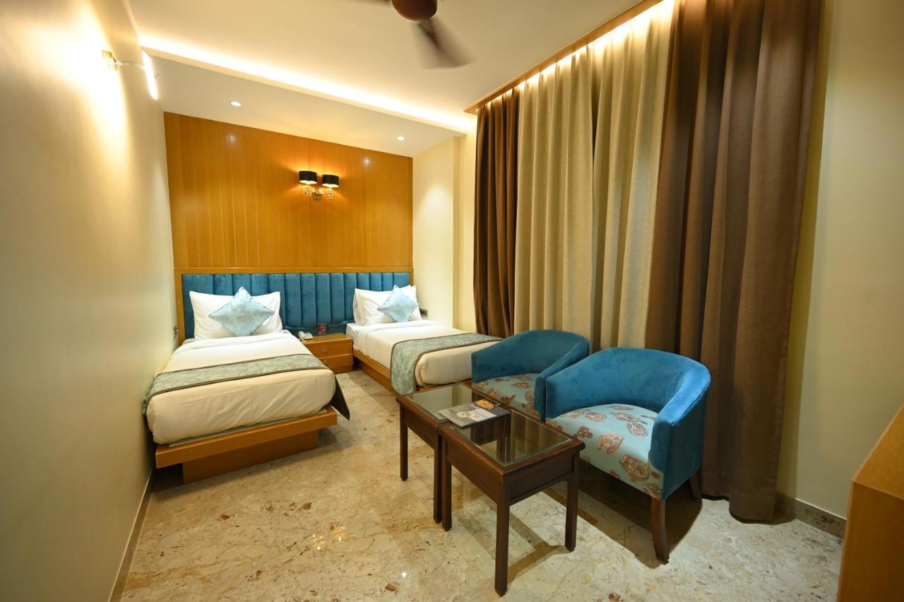 The Royal Class Hotel قاليور المظهر الخارجي الصورة