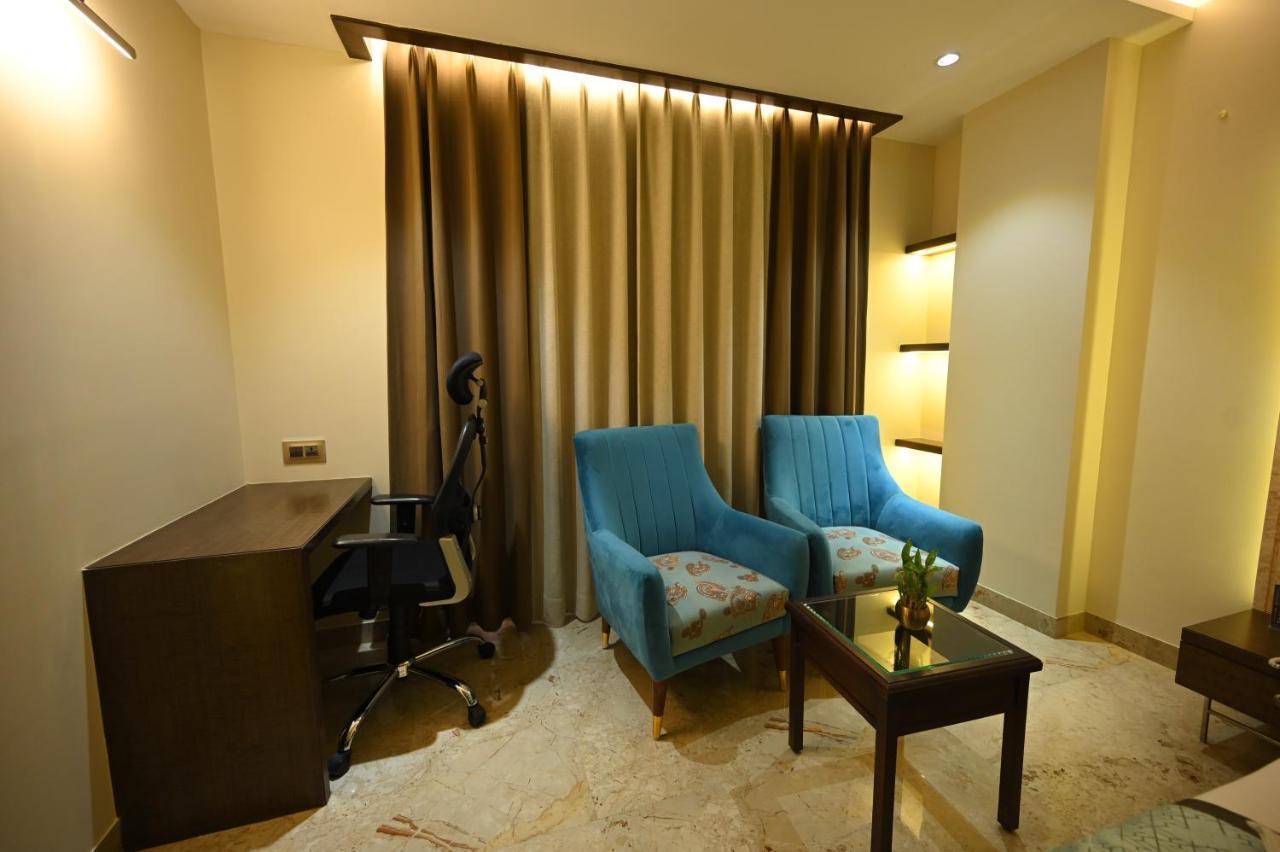 The Royal Class Hotel قاليور المظهر الخارجي الصورة