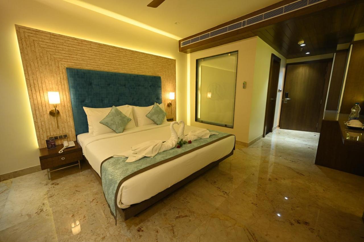 The Royal Class Hotel قاليور المظهر الخارجي الصورة