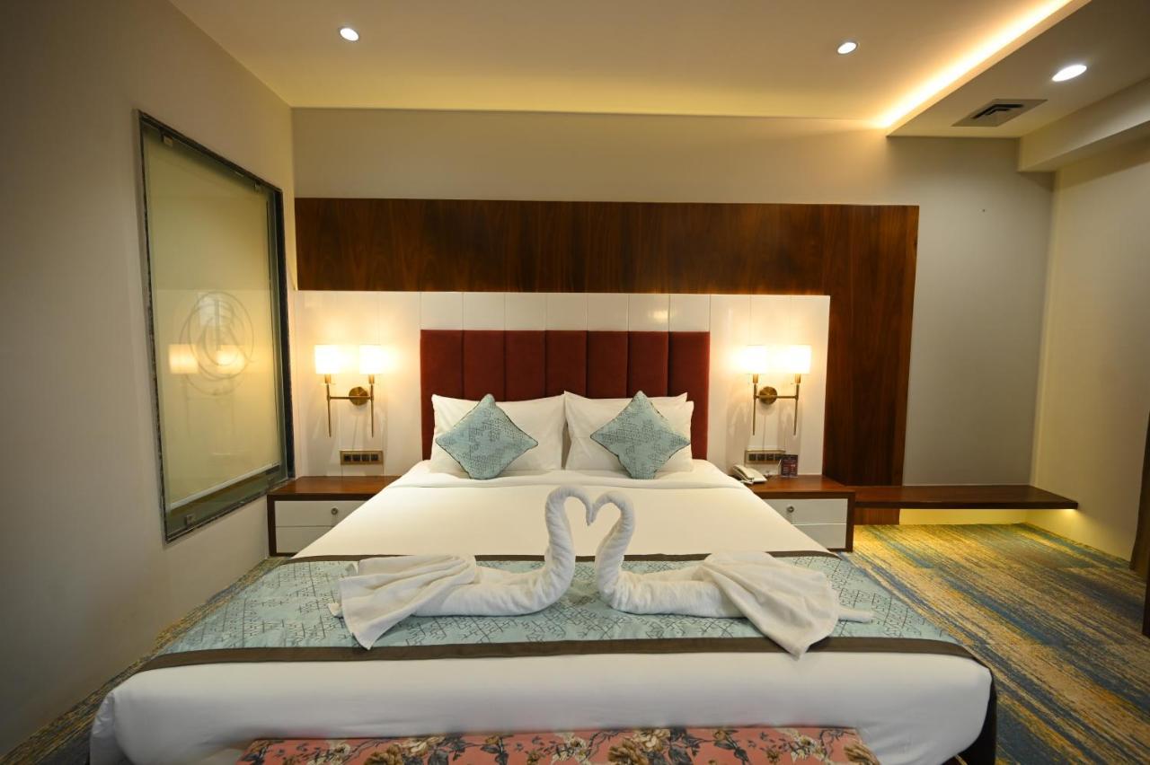 The Royal Class Hotel قاليور المظهر الخارجي الصورة